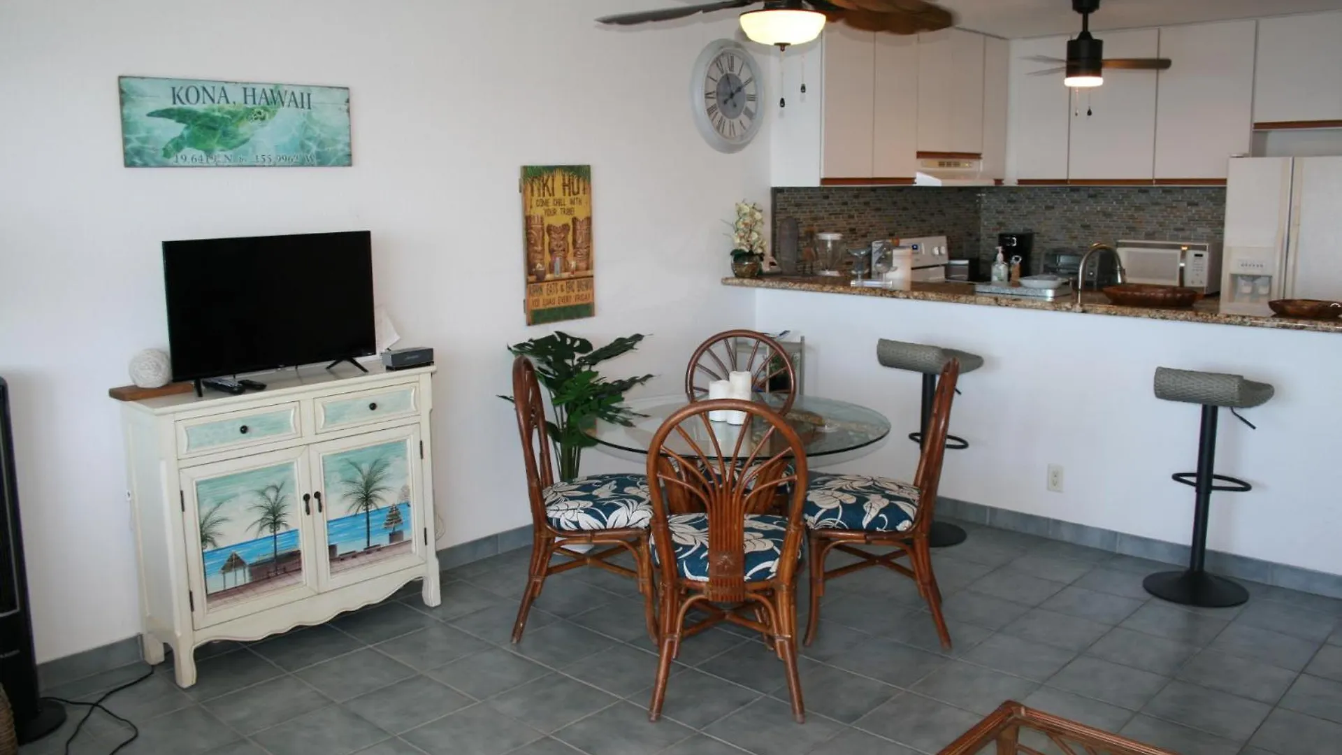 Oceanfront Paradise With Private Lanai Overlooking Kailua Bay United States